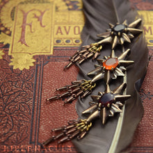 Загрузить изображение в средство просмотра галереи, The Guiding Star -- Bronze & Gemstone Pendant & Chain | Hibernacula