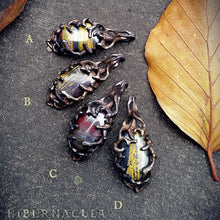 Загрузить изображение в средство просмотра галереи, Gaia's Cradle -- Tiger Iron & Bronze Pendant | Hibernacula