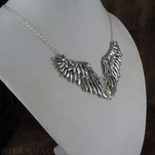 Загрузить изображение в средство просмотра галереи, Thieving Magpie -- Necklace in Bronze or Silver | Hibernacula