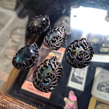 Загрузить изображение в средство просмотра галереи, Aurora -- Labradorite Amulet in Bronze or Silver | Hibernacula