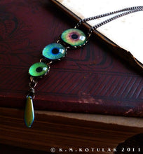 Загрузить изображение в средство просмотра галереи, The Dragon's Eye -- Numina Iris Necklace | Hibernacula