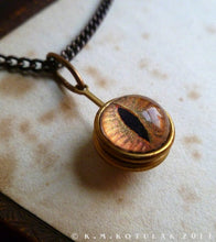 Загрузить изображение в средство просмотра галереи, Spherical Numina Iris Pendant -- Lynx, Small | Hibernacula