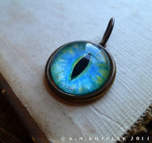 Load image into Gallery viewer, Iris Charm -- Siamese / Large Pendant | Hibernacula