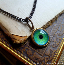 Load image into Gallery viewer, Iris Charm -- Emerald / Medium Pendant | Hibernacula