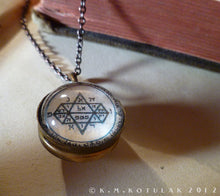 Load image into Gallery viewer, 5th Pentacle of Jupiter -- A Talisman for Visions -- Sphere | Hibernacula