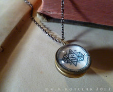 Load image into Gallery viewer, 5th Pentacle of Jupiter -- A Talisman for Visions -- Sphere | Hibernacula