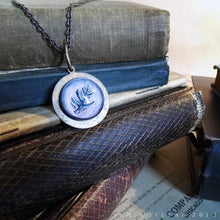 Загрузить изображение в средство просмотра галереи, The Elder Sign -- Lovecraftian Pendant | Hibernacula