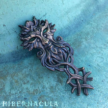 Загрузить изображение в средство просмотра галереи, Key of the Green Man -- Pendant in Bronze or Silver | Hibernacula