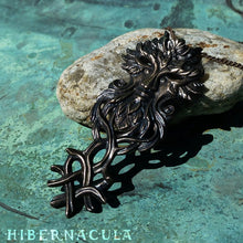 Загрузить изображение в средство просмотра галереи, Key of the Green Man -- Pendant in Bronze or Silver | Hibernacula