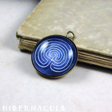 Загрузить изображение в средство просмотра галереи, The Labyrinth -- Maze Pendant | Hibernacula