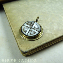 Загрузить изображение в средство просмотра галереи, The Shield Knot -- Talisman of Protection | Hibernacula