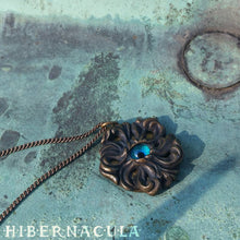 Загрузить изображение в средство просмотра галереи, God's Eye -- Iris Pendant in Bronze or Silver | Hibernacula