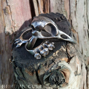 Morrigan -- Bird Skull Ring in Bronze or Silver | Hibernacula