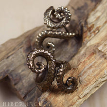 Загрузить изображение в средство просмотра галереи, Eldritch Spiral -- Tentacle Wrap Ring In Bronze or Silver | Hibernacula
