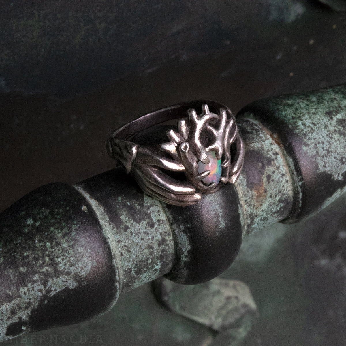 Claddagh Ring -- Traditional Celtic Pledge | Hibernacula