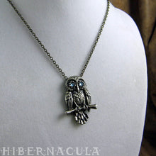 Загрузить изображение в средство просмотра галереи, Spirit Owl -- Wise Totem Pendant in Silver | Hibernacula
