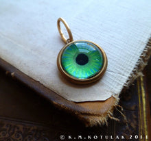 Load image into Gallery viewer, Iris Charm -- Emerald / Medium Pendant | Hibernacula
