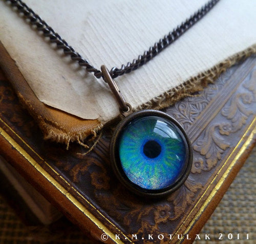 Iris Charm -- Aquamarine / Medium Pendant | Hibernacula