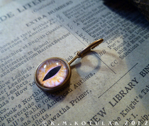 Iris Charm -- Hot Pink / Small Pendant | Hibernacula